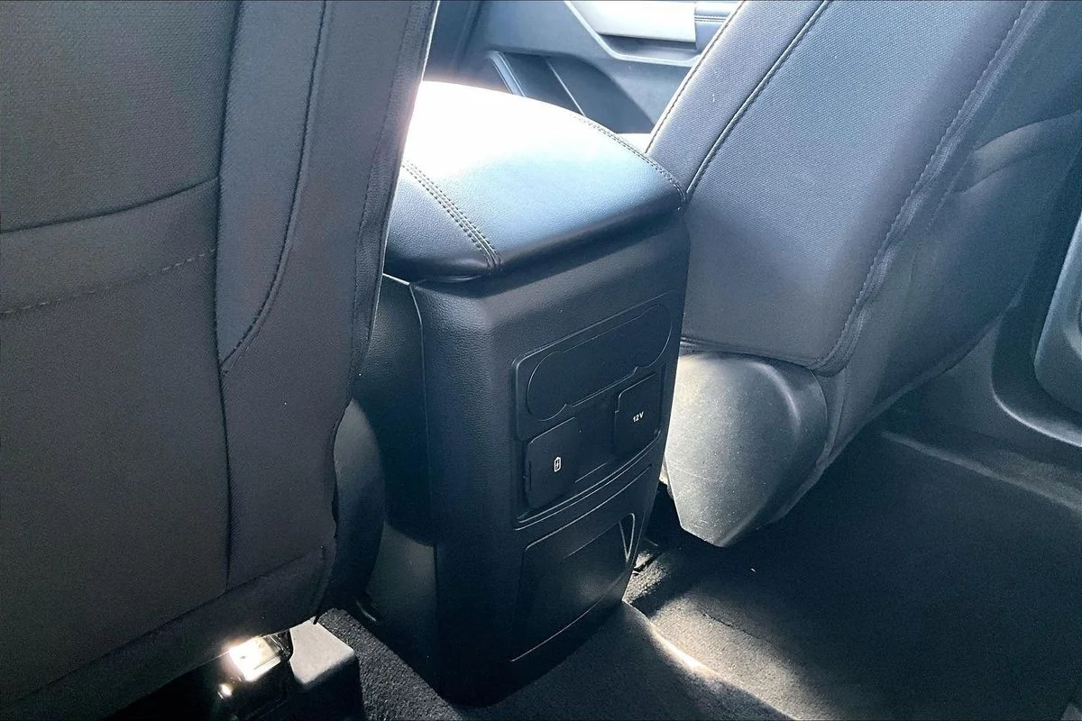Used 2022  Ford XLT image 10