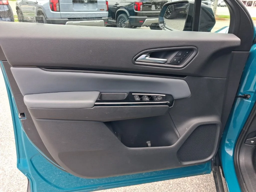 Used 2025  Honda Touring image 22
