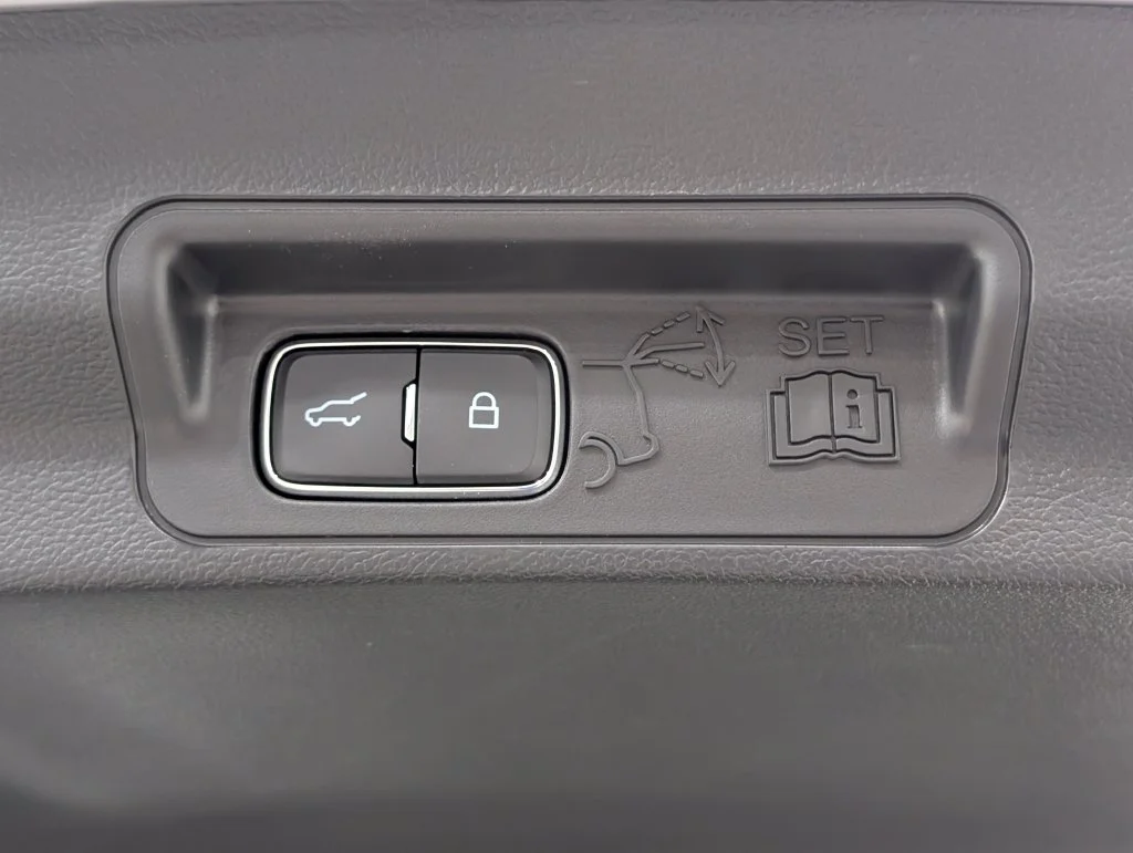 New 2027 Avalanche Gray Ford ST-Line image 22