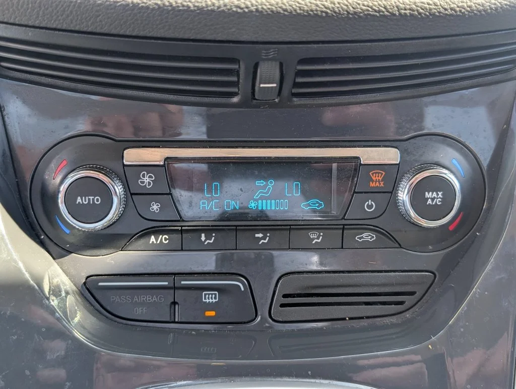 Used 2013 Gray Ford SEL image 18