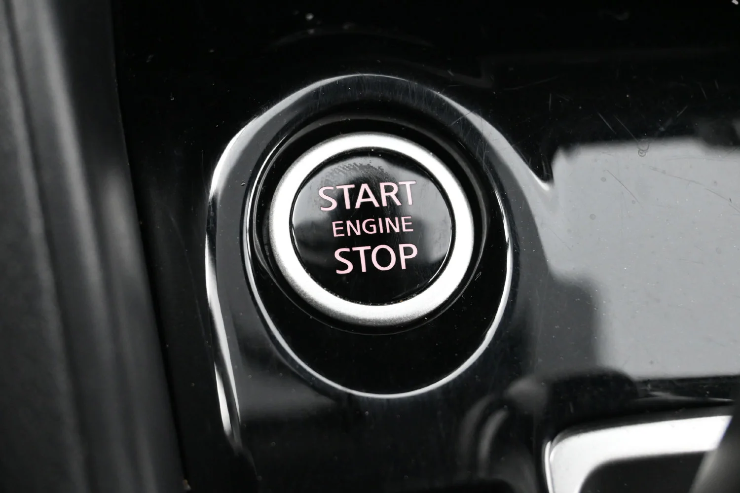 Used 2025 Silver Nissan SV image 9