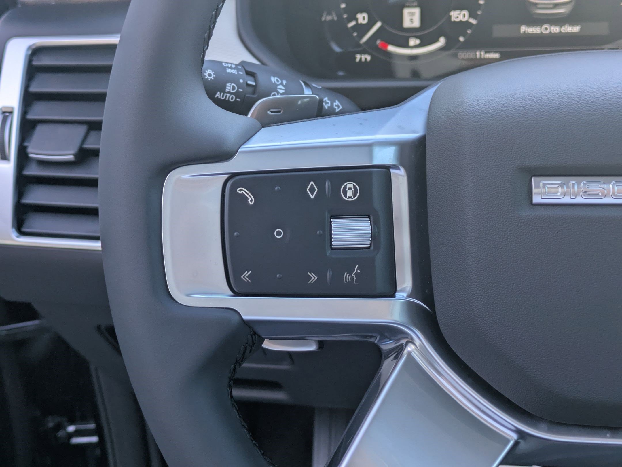 2026 Land Rover Discovery Dynamic SE - Photo 17