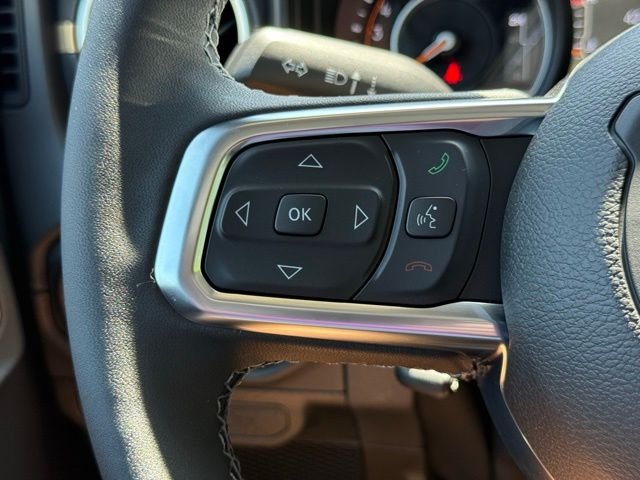 2025 Jeep Wrangler 4-Door Sahara - Photo 20