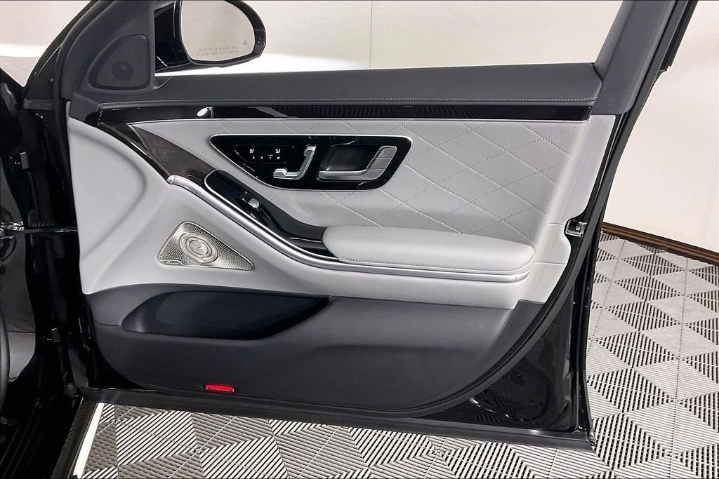 2026 Mercedes-Benz S-Class S 580 - Photo 16