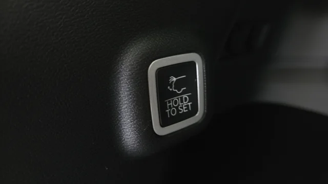 New 2026 Hydro Blue Pearlcoat Jeep Limited image 27