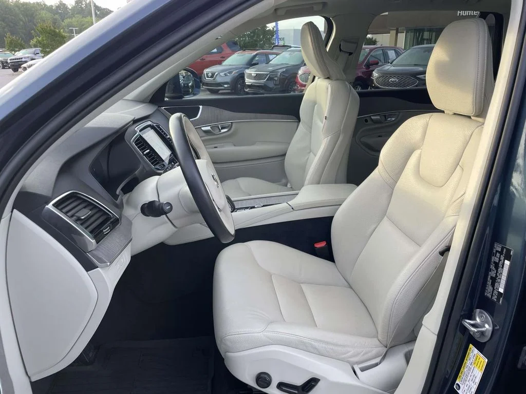 Certified Used 2023 Denim Blue Volvo Plus image 8