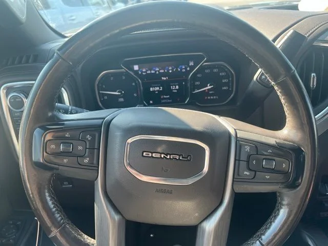 Used 2022  GMC Denali image 42