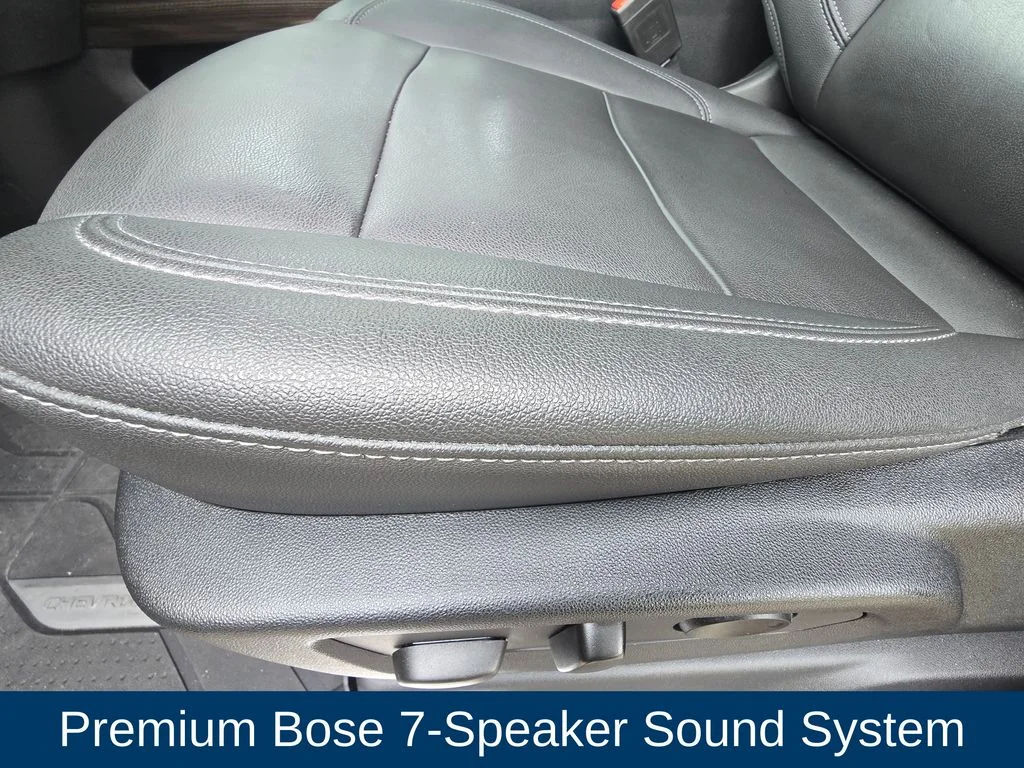 Used 2022 Black Chevrolet RST image 20