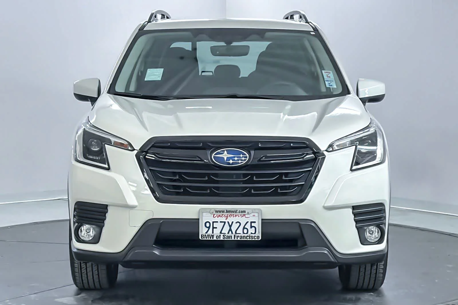 Used 2023 Crystal White Pearl Subaru Premium image 10