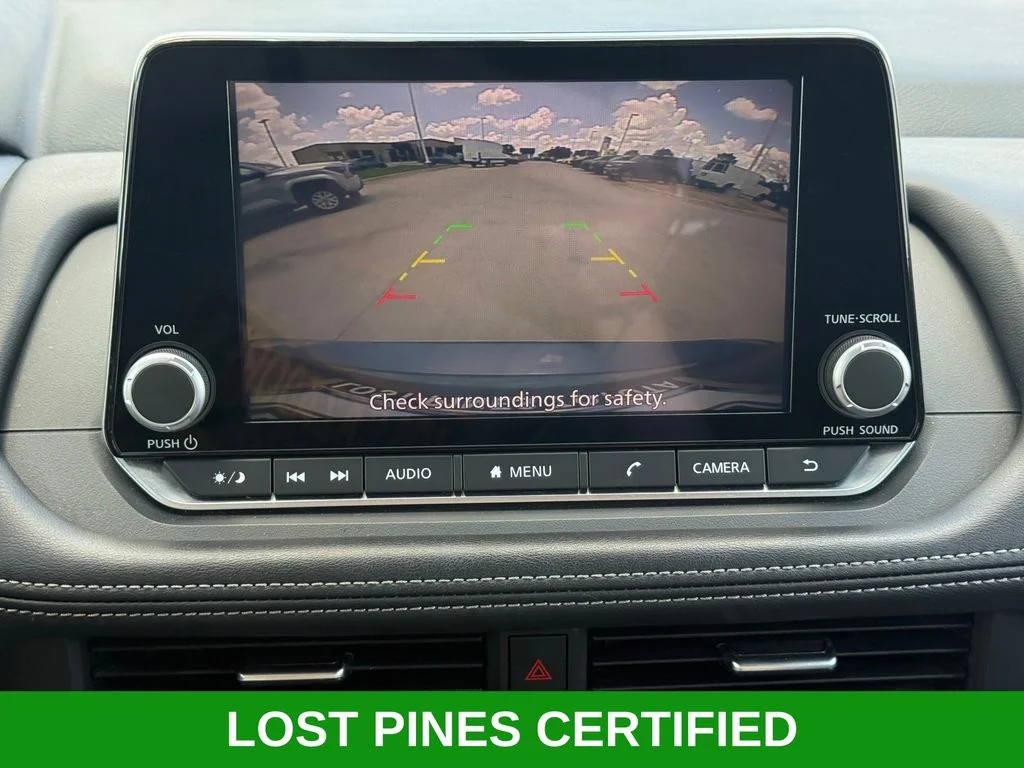 Used 2024 Gray Nissan SV image 14