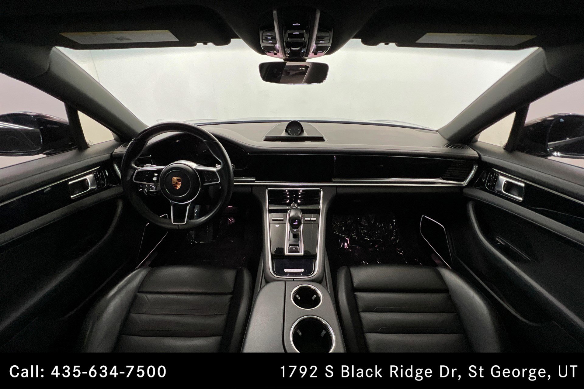 2017 Porsche Panamera 4 - Photo 10