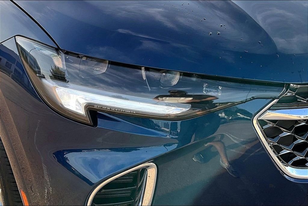 Used 2023 Blue Buick Avenir image 30
