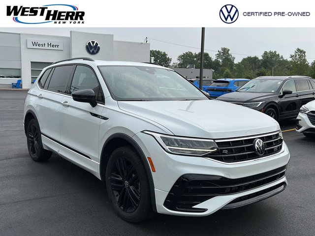 2022 Volkswagen Tiguan SE R-Line Black