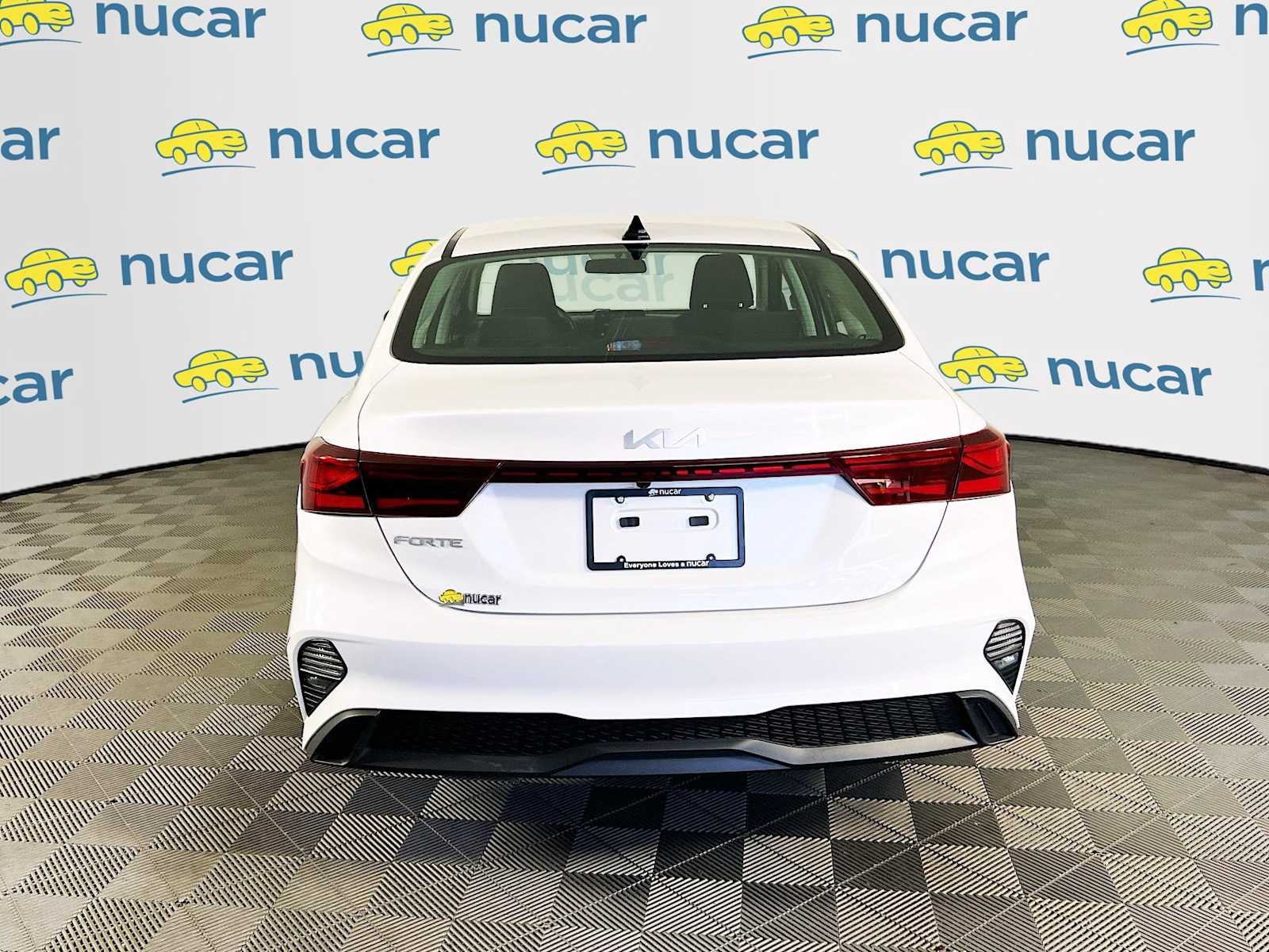 Used 2024 Snow White Pearl Kia LXS image 6