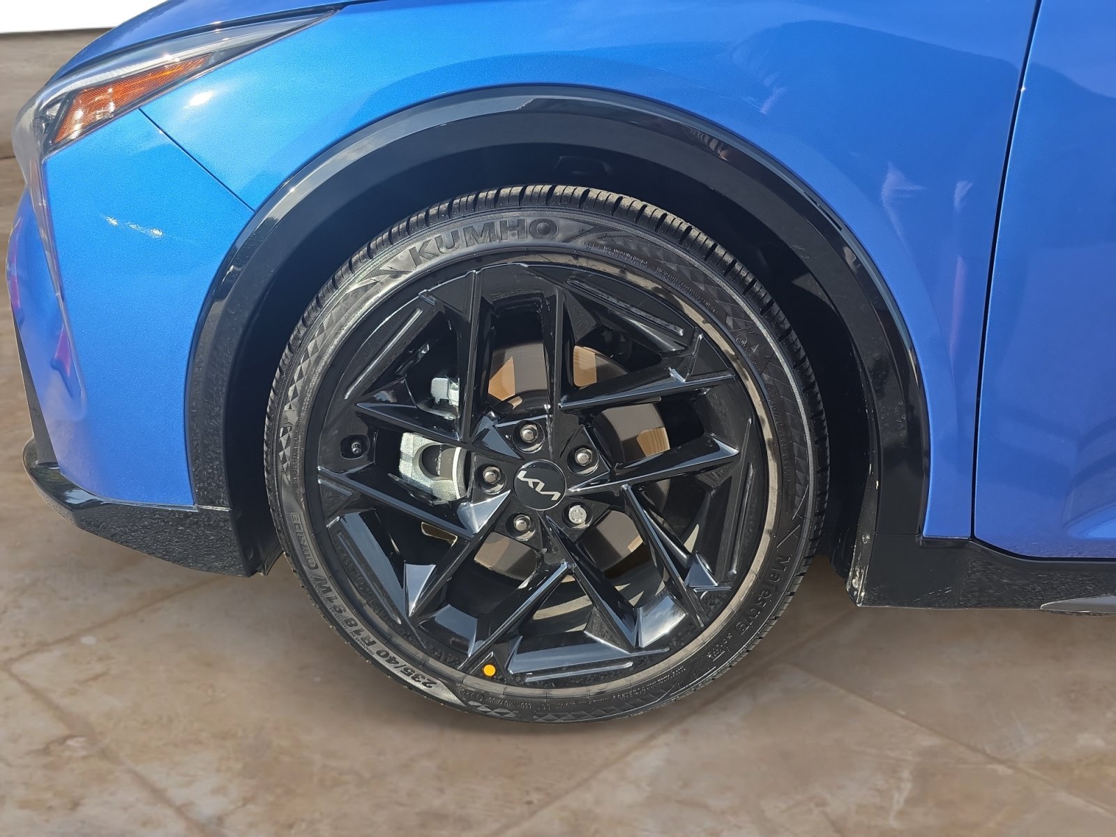 Certified Used 2025 Wave Blue Kia GT-Line Turbo image 27