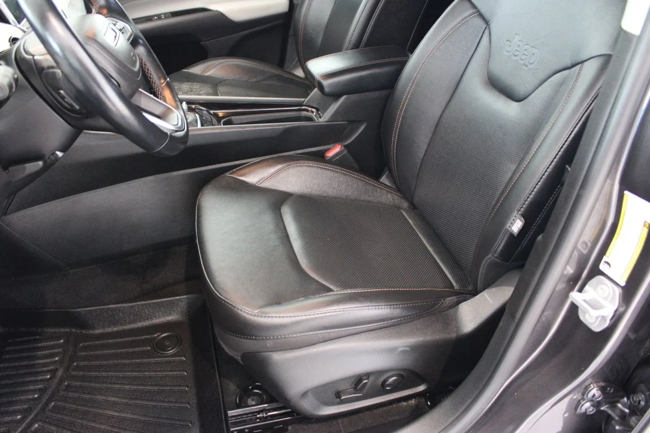 Certified Used 2022 Gray Jeep Limited image 10