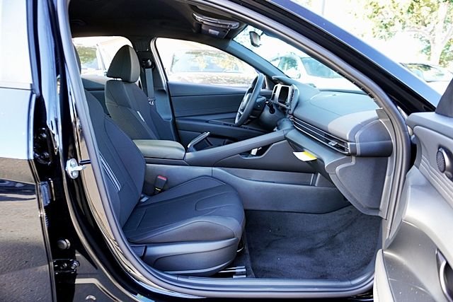 New 2026 Black Hyundai SEL Sport image 13
