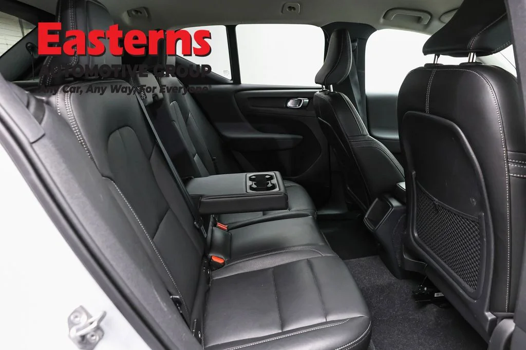Used 2021 Gray Volvo Momentum image 22