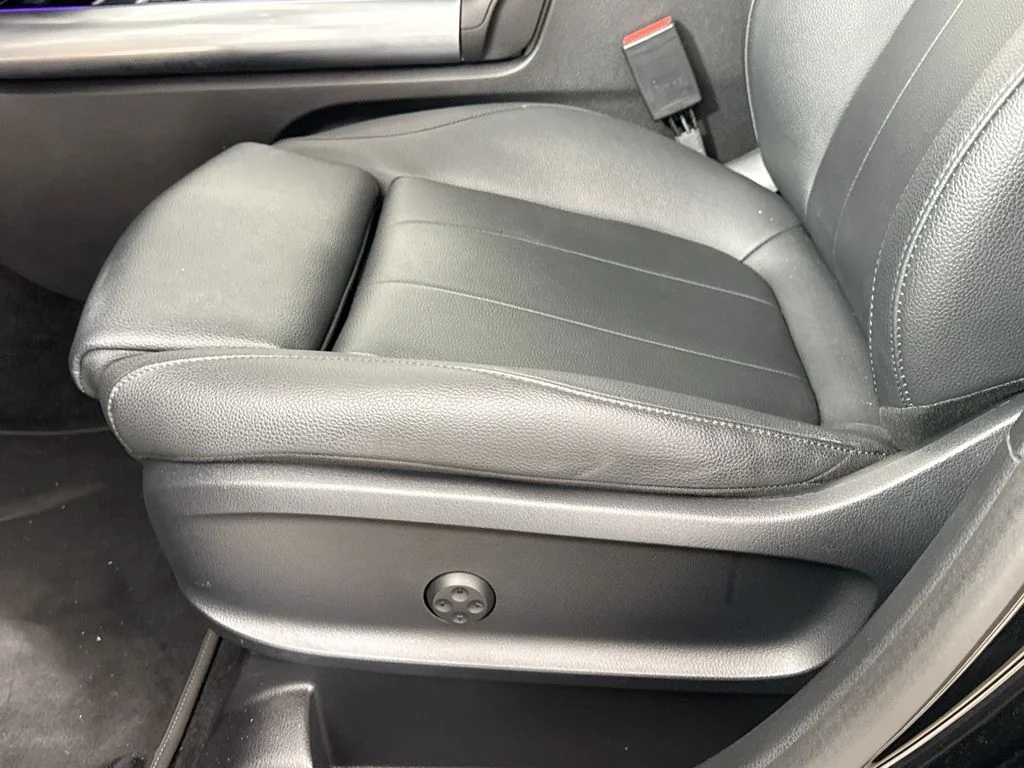 Used 2024  Mercedes-Benz GLA 250 image 18