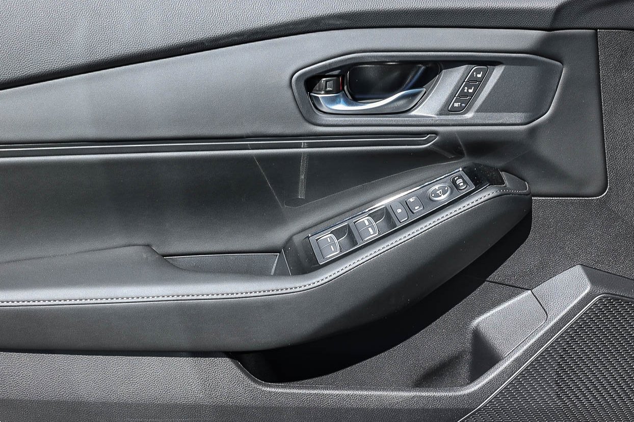2026 Honda Accord Hybrid Touring - Photo 23