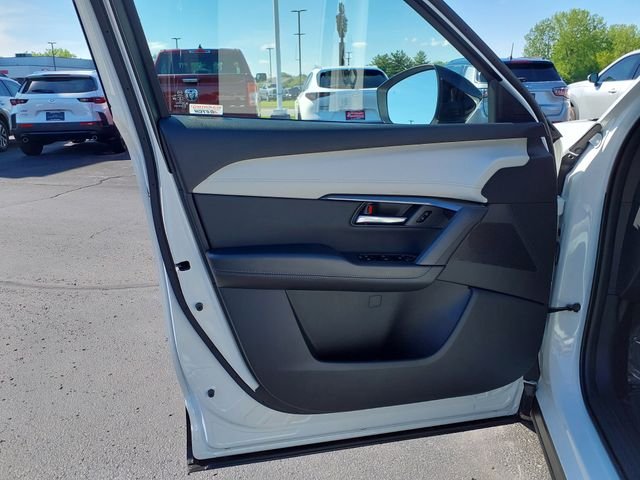 New 2026 Rhodium White Metallic Mazda 2.5 S Preferred AWD image 19