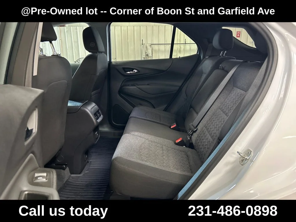 Used 2024 White Chevrolet LT image 23