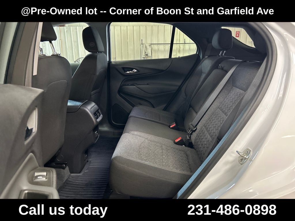 Used 2024 White Chevrolet LT image 23