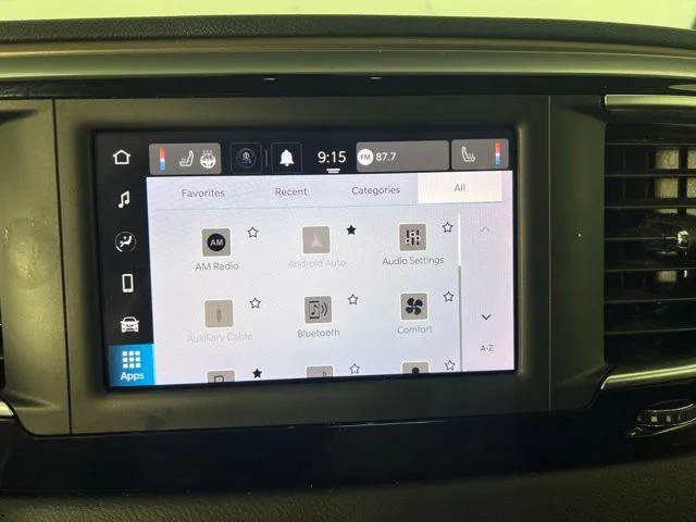 2022 Chrysler Voyager LX - Photo 23