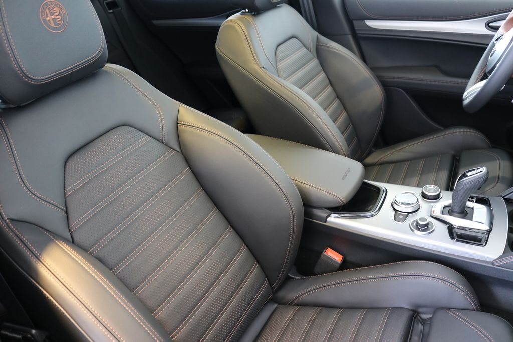 2025 Alfa Romeo Stelvio Intensa - Photo 46