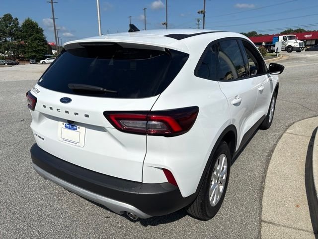 Used 2025 White Ford Active image 8