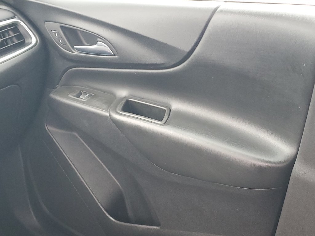 Used 2023 STERLING GRAY METALLIC Chevrolet LT image 16