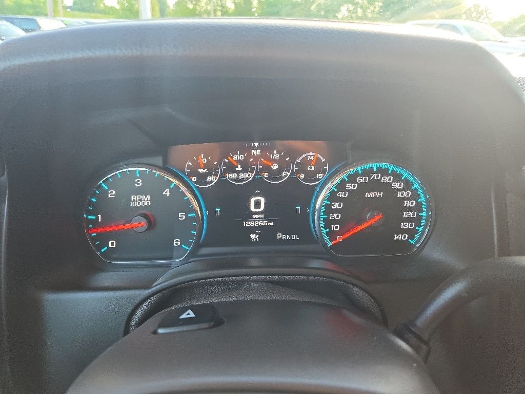 Used 2018 Gray Chevrolet Premier image 49