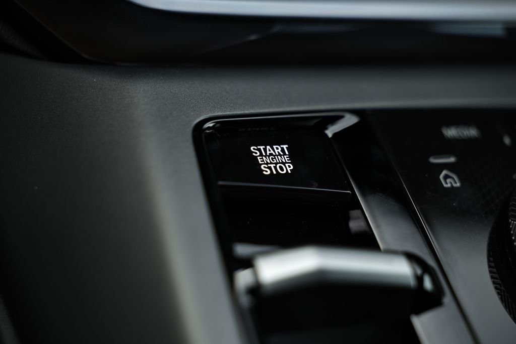 New 2026 Skyscraper Grey Metallic BMW 30 xDrive image 41
