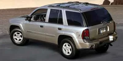 2003 Chevrolet Trailblazer 2WD LS's photo