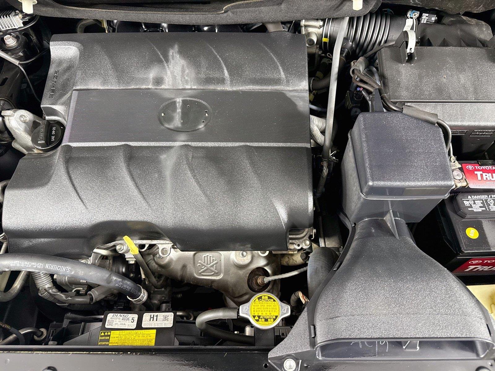 Used 2013 Black Toyota XLE image 45