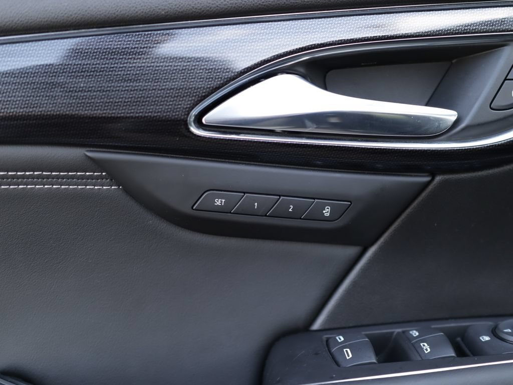 Used 2023 Ebony Twilight Metallic Buick Essence image 26