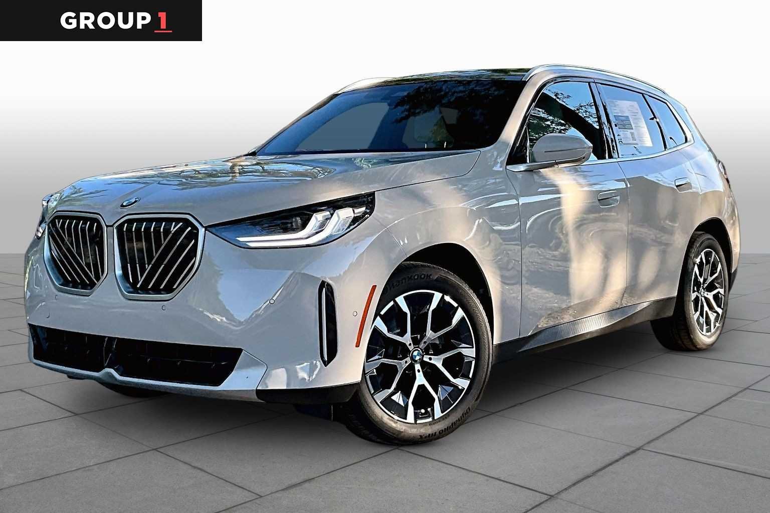 2025 BMW X3 30 XDRIVE's photo