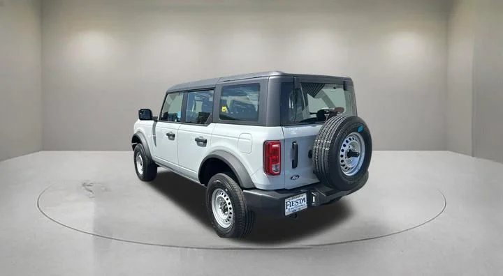 New 2026 Avalanche Gray Ford Base image 2