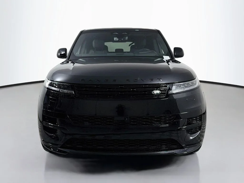 New 2027 Santorini Black Land Rover Dynamic SE image 2