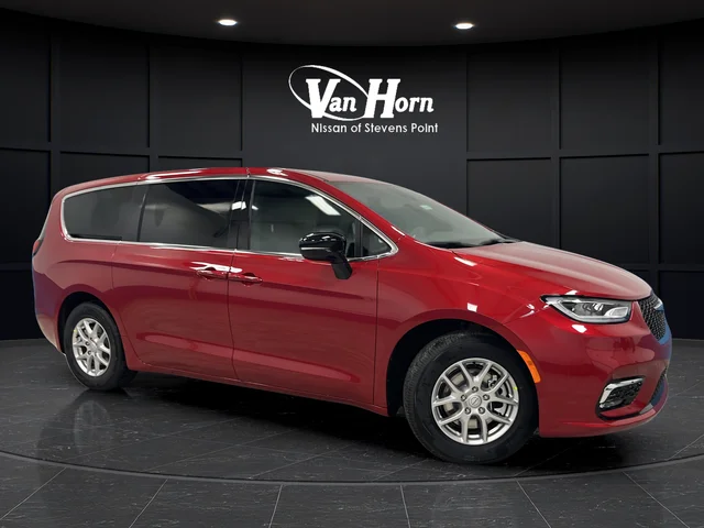 New 2026 Red Hot Pearl-Coat Exterior Paint Chrysler Select image 1