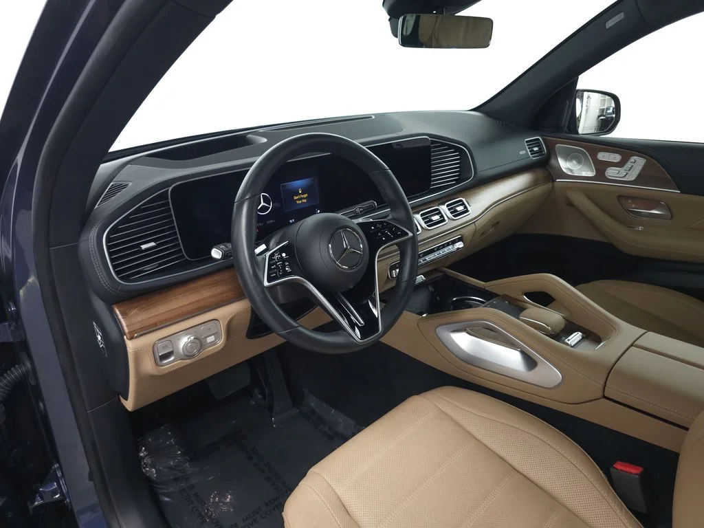 Used 2025 Twilight Blue Metallic Mercedes-Benz GLE 450e image 9
