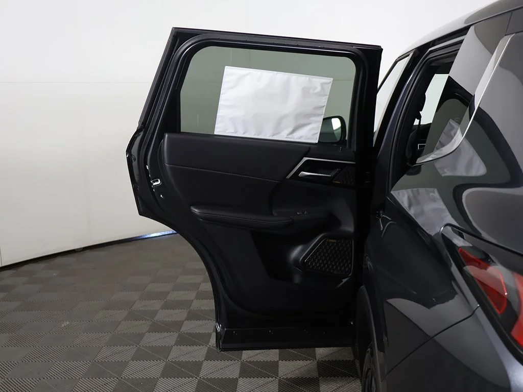 New 2026 Gray Mitsubishi SE 1.5T S-AWC image 25