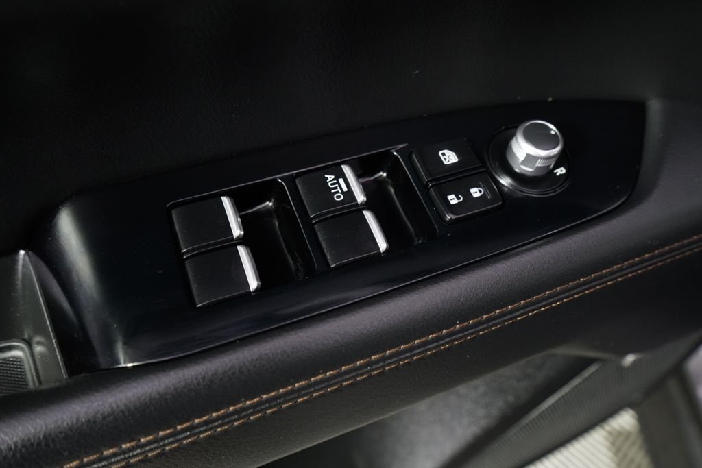 Used 2017 Machine Gray Mazda Grand Touring image 23