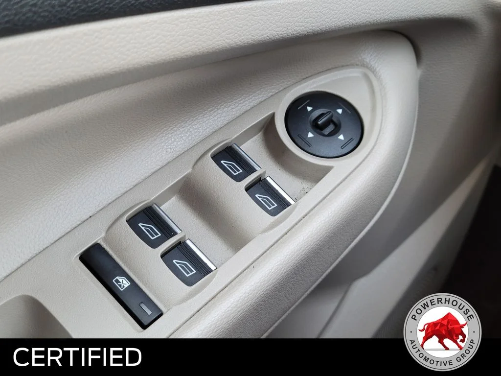 Used 2017 White Ford Titanium image 28
