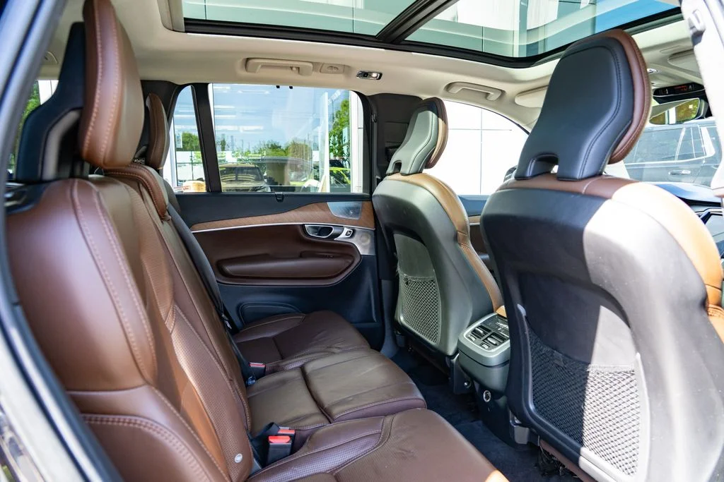 Used 2019 Black Volvo T6 Inscription image 27