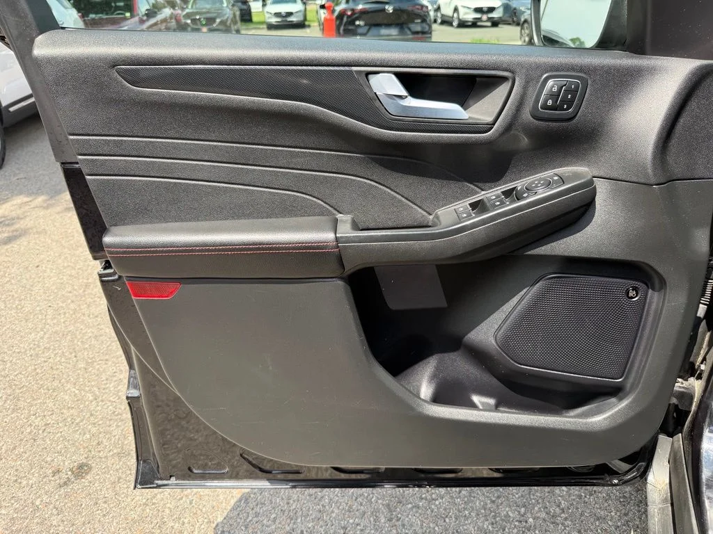 Used 2023 Black Ford ST-Line Select image 24