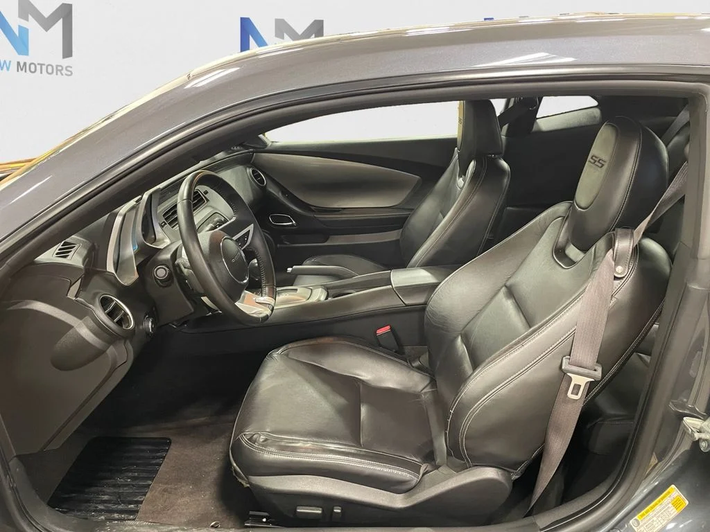 Used 2010 Cyber Gray Metallic Chevrolet SS image 9