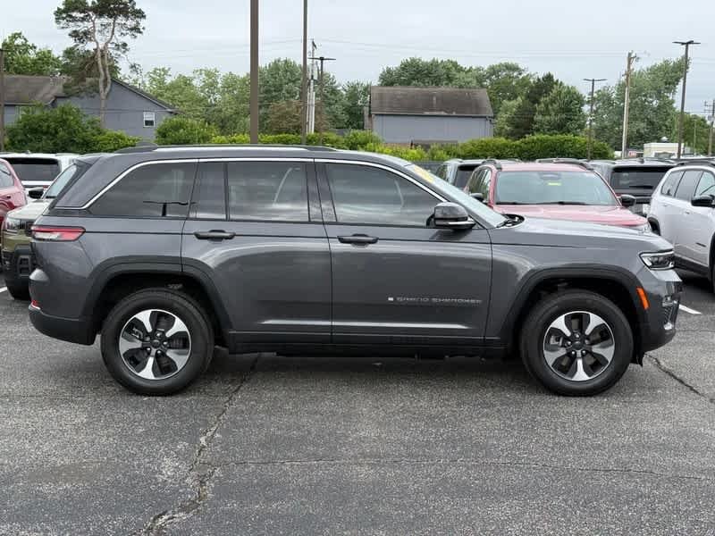 Used 2023 Baltic Gray Metallic Clearcoat Jeep  image 2
