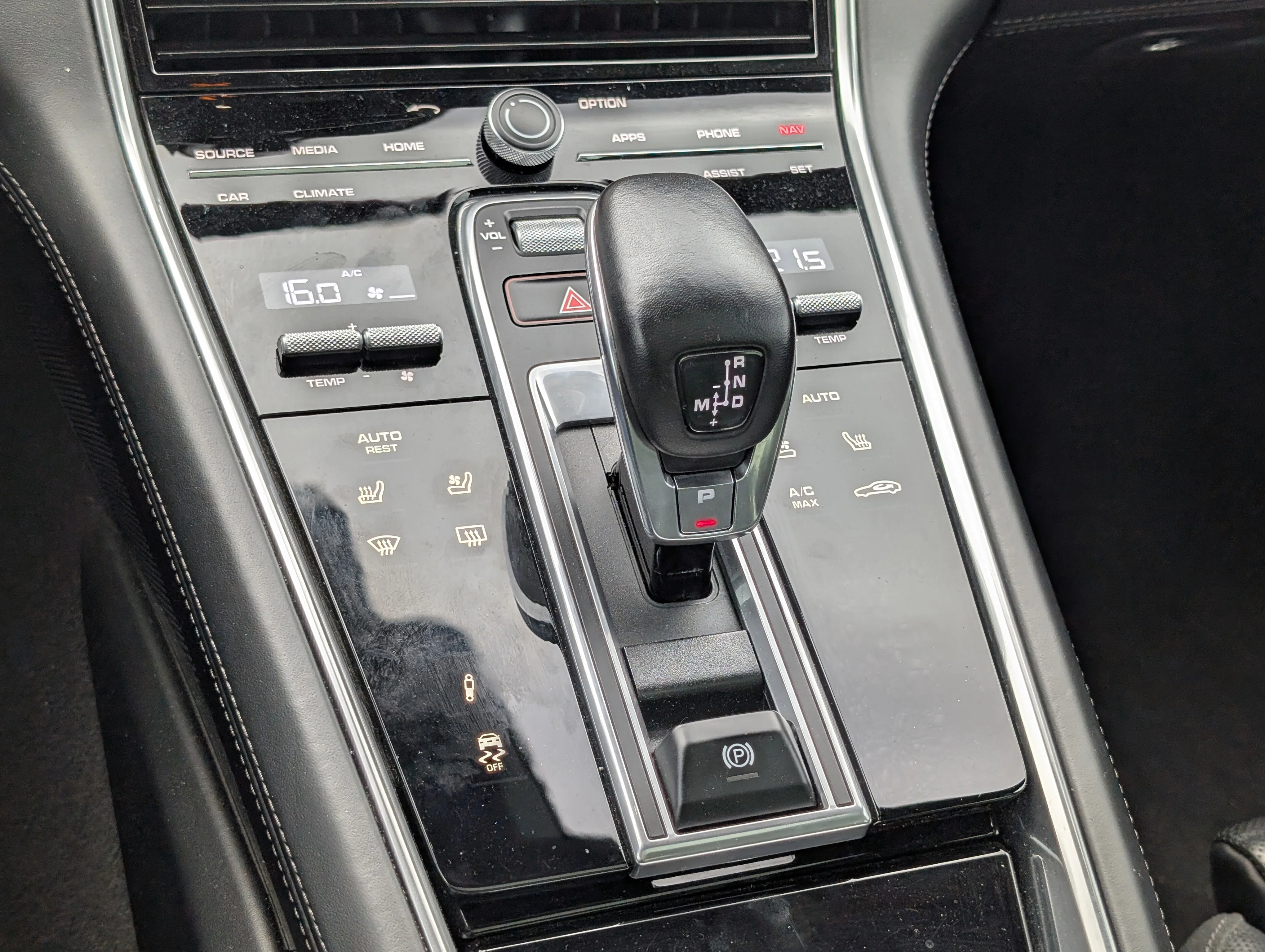 Used 2019 Black Porsche GTS image 33