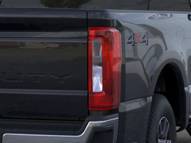New 2025 Black Metallic Ford XLT image 21